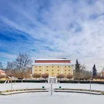 Dvur Pecinov Ξενοδοχείο Benesov (Central Bohemian)