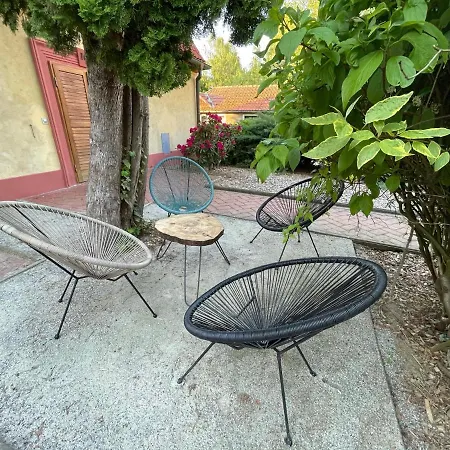 Dvur Pecinov 4* Бенешов