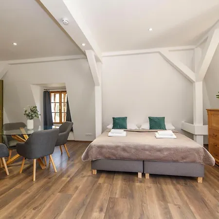 Dvůr Pecínov 4* Benesov (Central Bohemian)