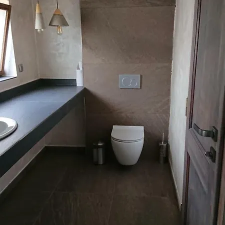 Dvůr Pecínov 4*