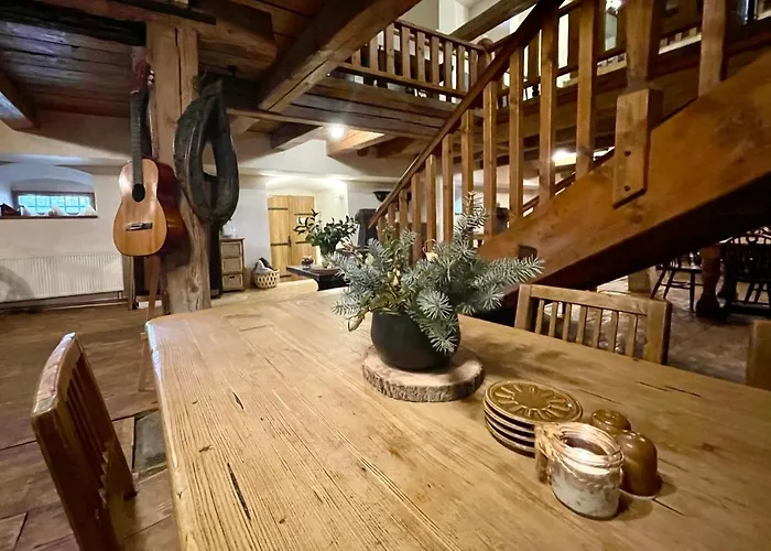 Dvur Pecinov Benesov (Central Bohemian)