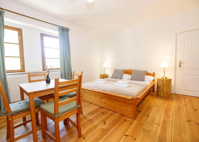 Dvur Pecinov Benesov (Central Bohemian)