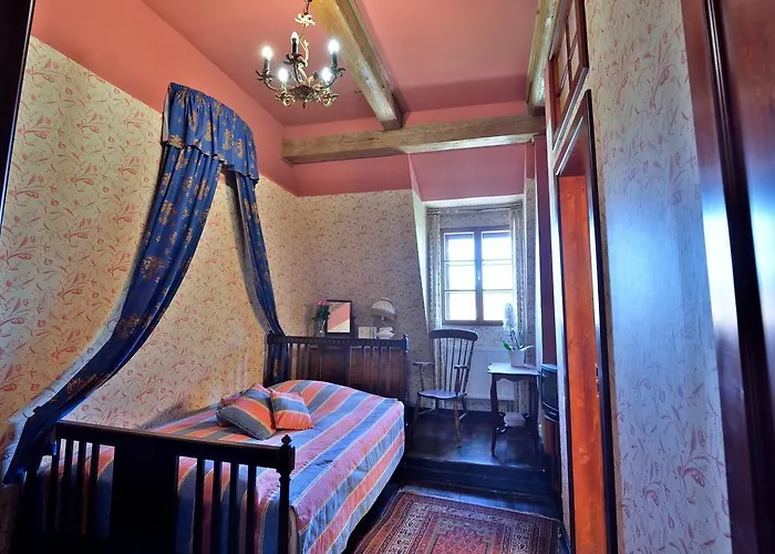 Dvur Pecinov Benesov (Central Bohemian)