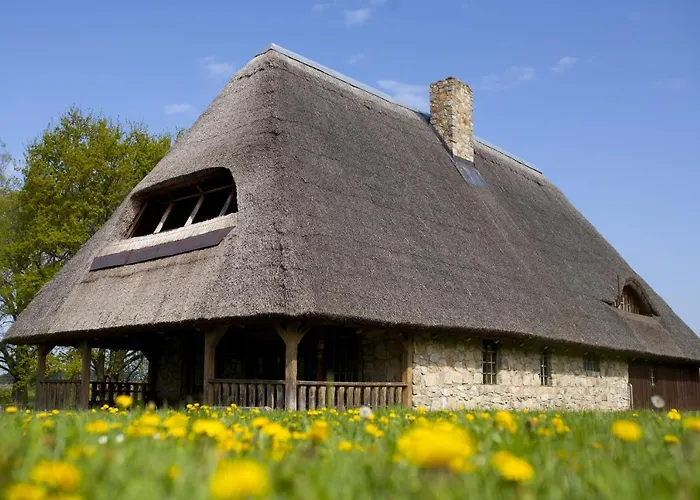 Dvur Pecinov Hotel 4*